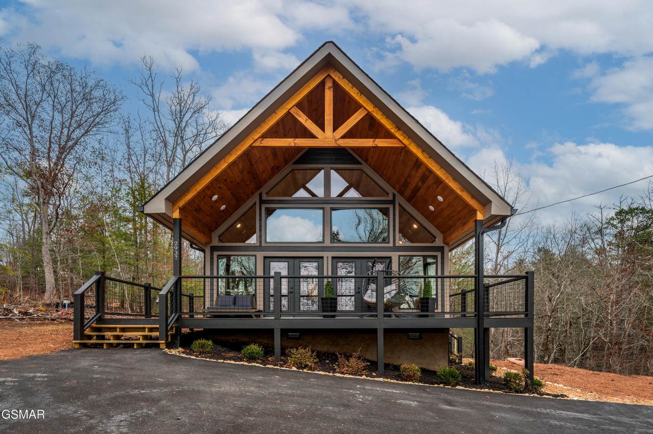 2937 Bear Mountain Lane - Photo 1