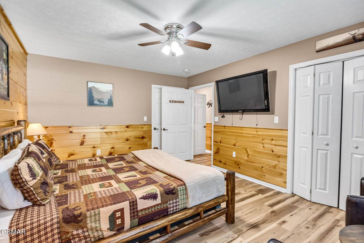 1430 Am King Way - Photo 1