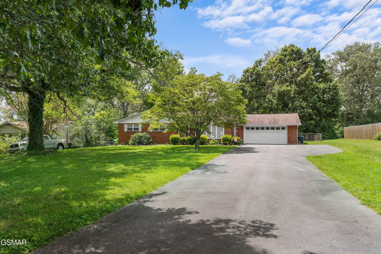 2559 Dogwood Lane - Photo 1