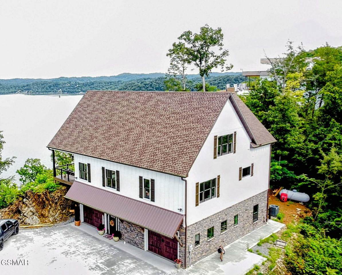 313 River Bluff Way - Photo 1