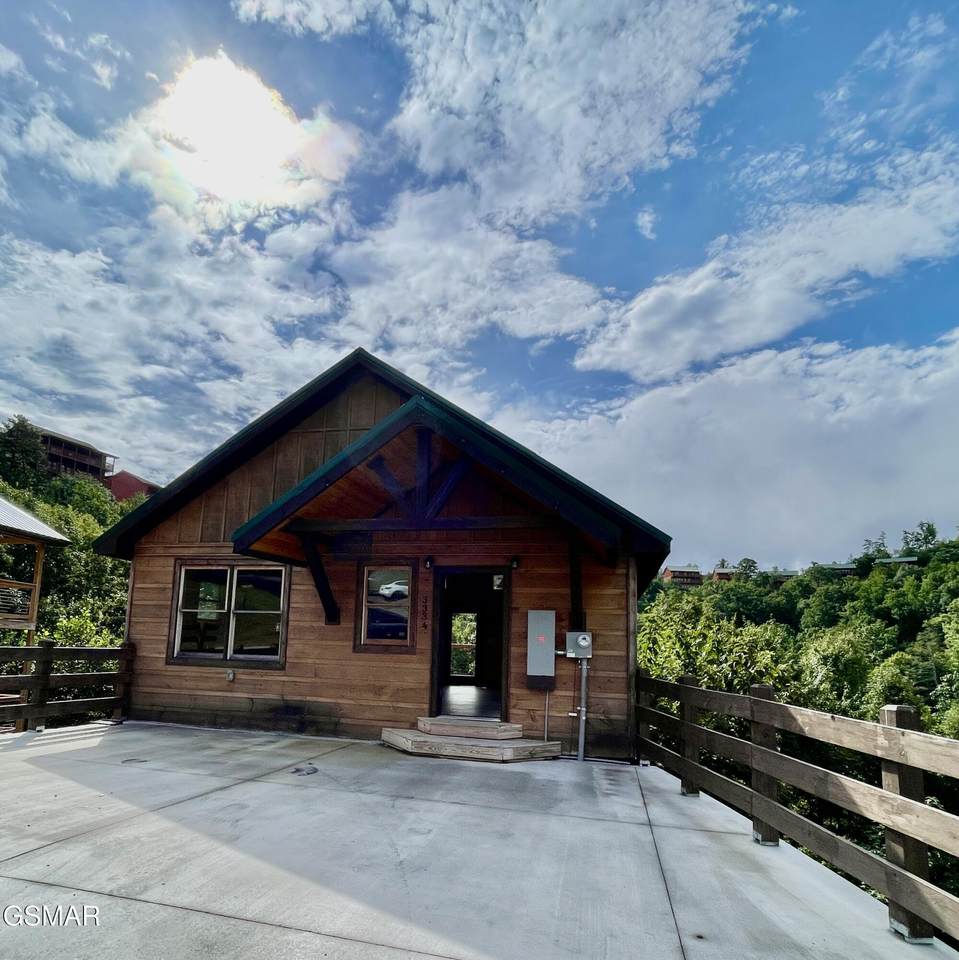 3334 Smoky Ridge Way - Photo 1