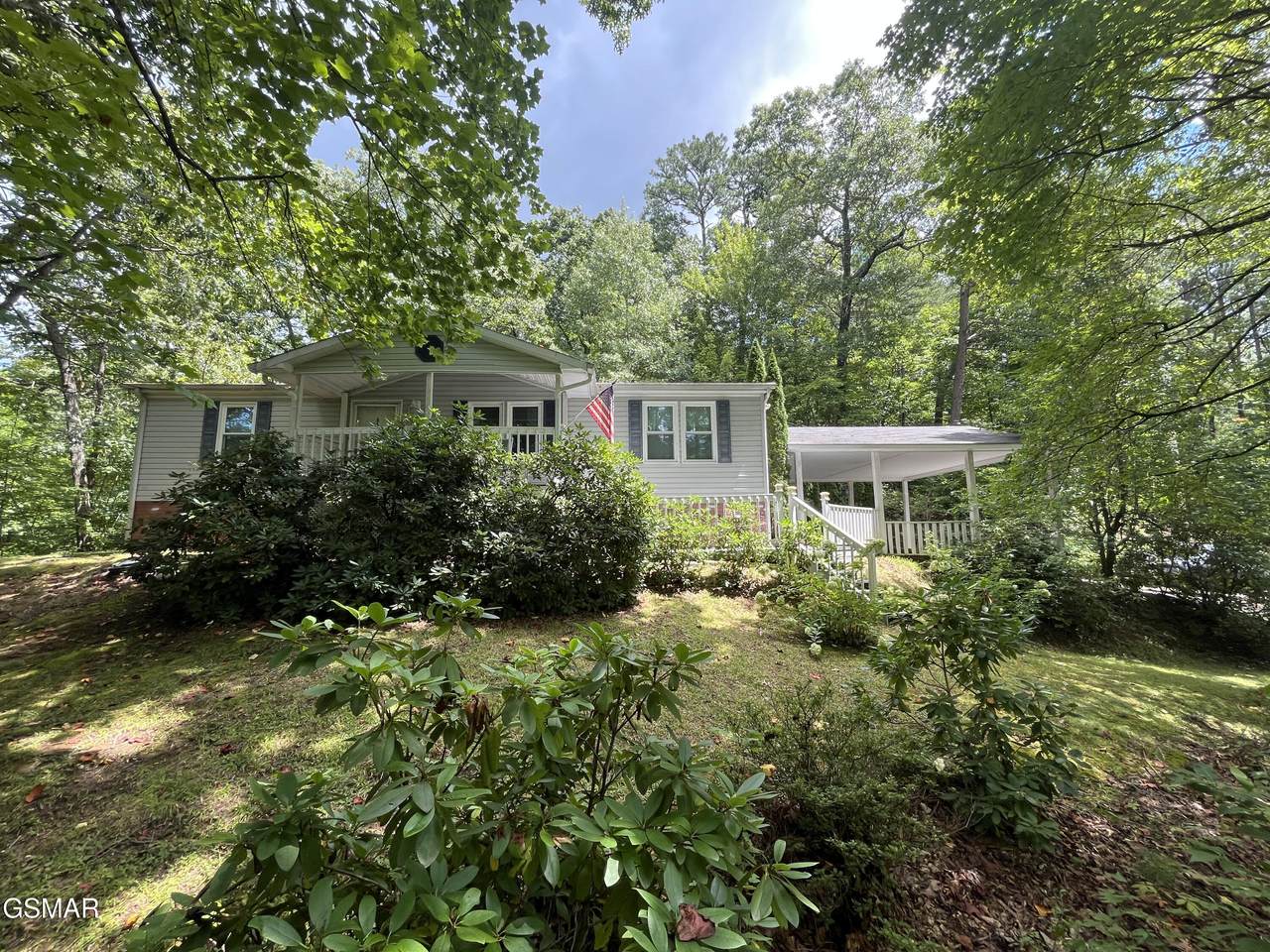 1709 Violet Court - Photo 1