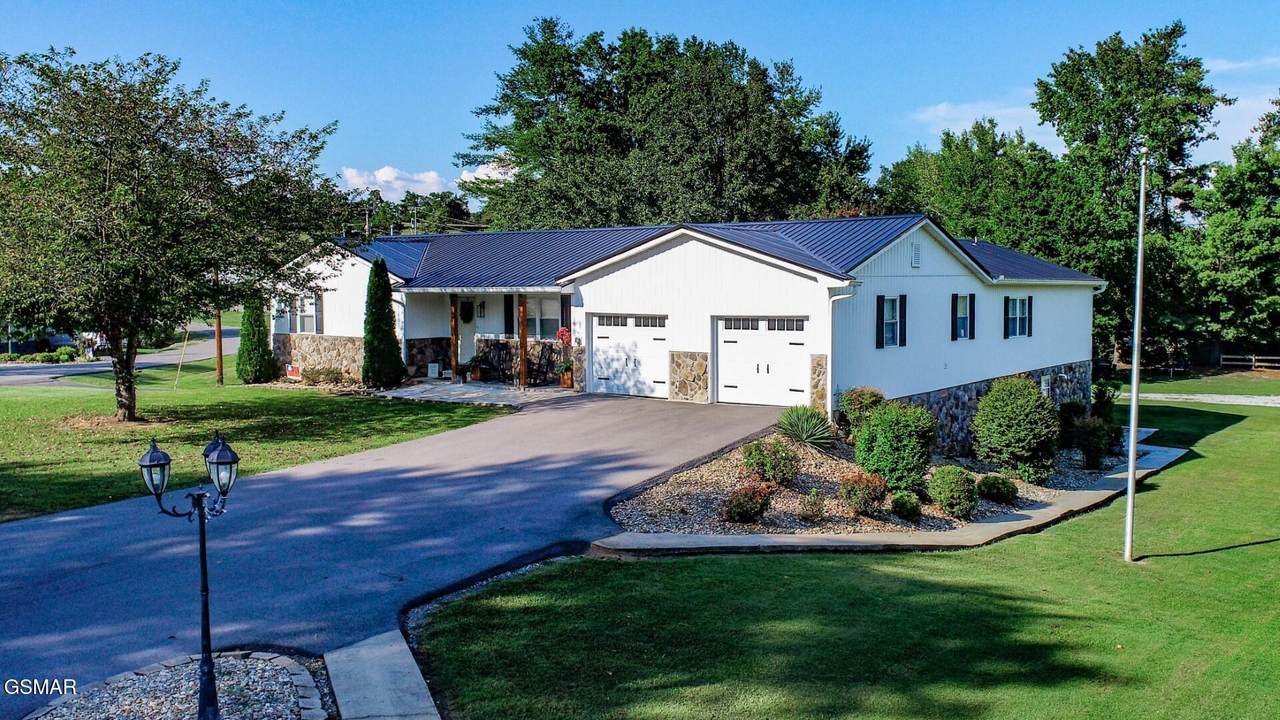 500 Buckingham Dr - Photo 1