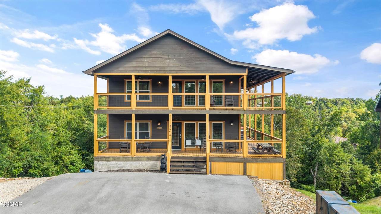 324 Oak Vista Court - Photo 1