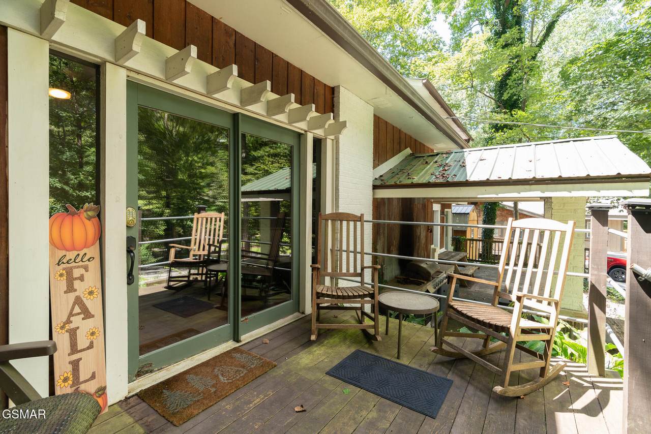 4524 Scenic Drive - Photo 1