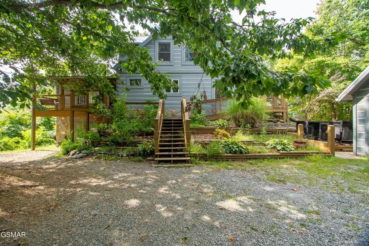 2729 Blue Springs Way - Photo 1