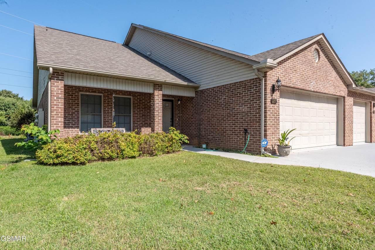 1218 Ernest Mcmahan Road - Photo 1