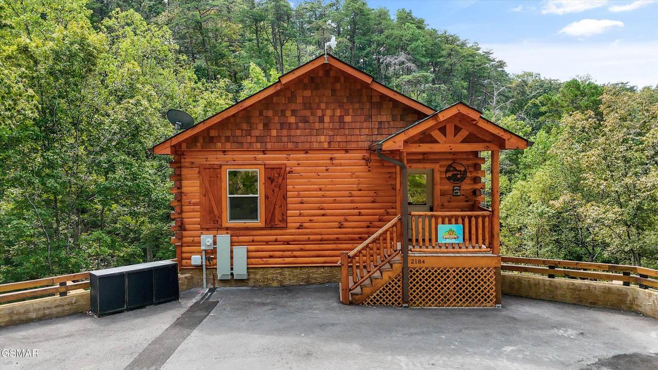 2184 Bear Haven Way - Photo 1