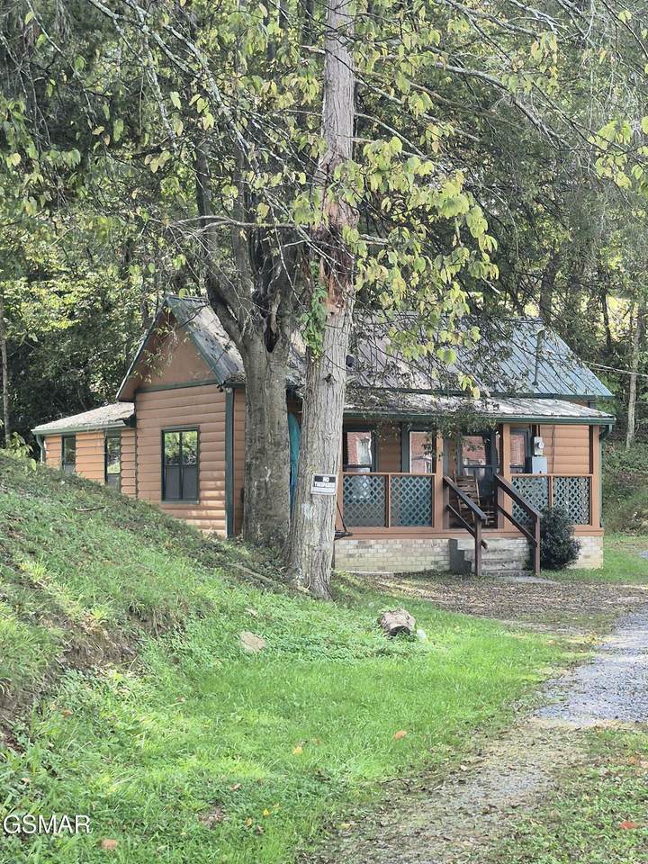 601 Old Knoxville Highway - Photo 1