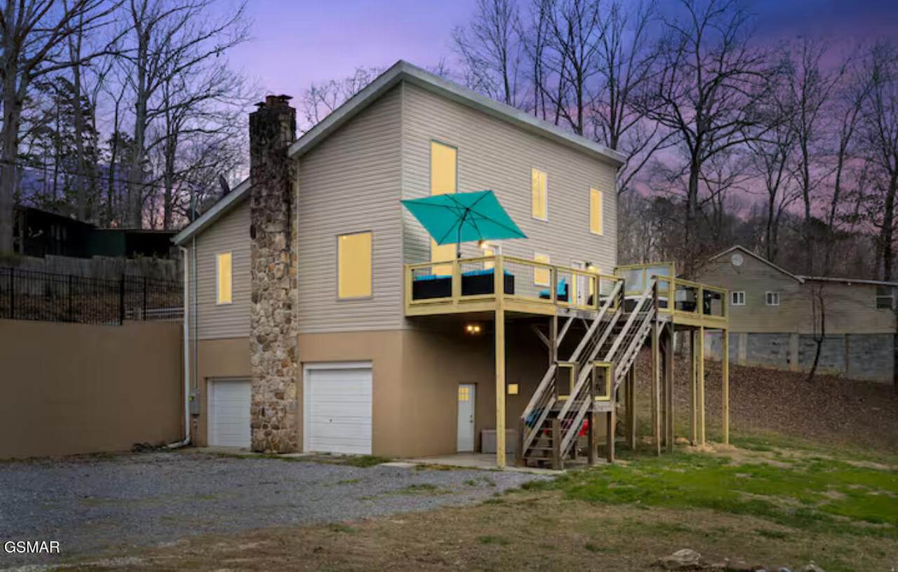 1448 Dover Lane - Photo 1