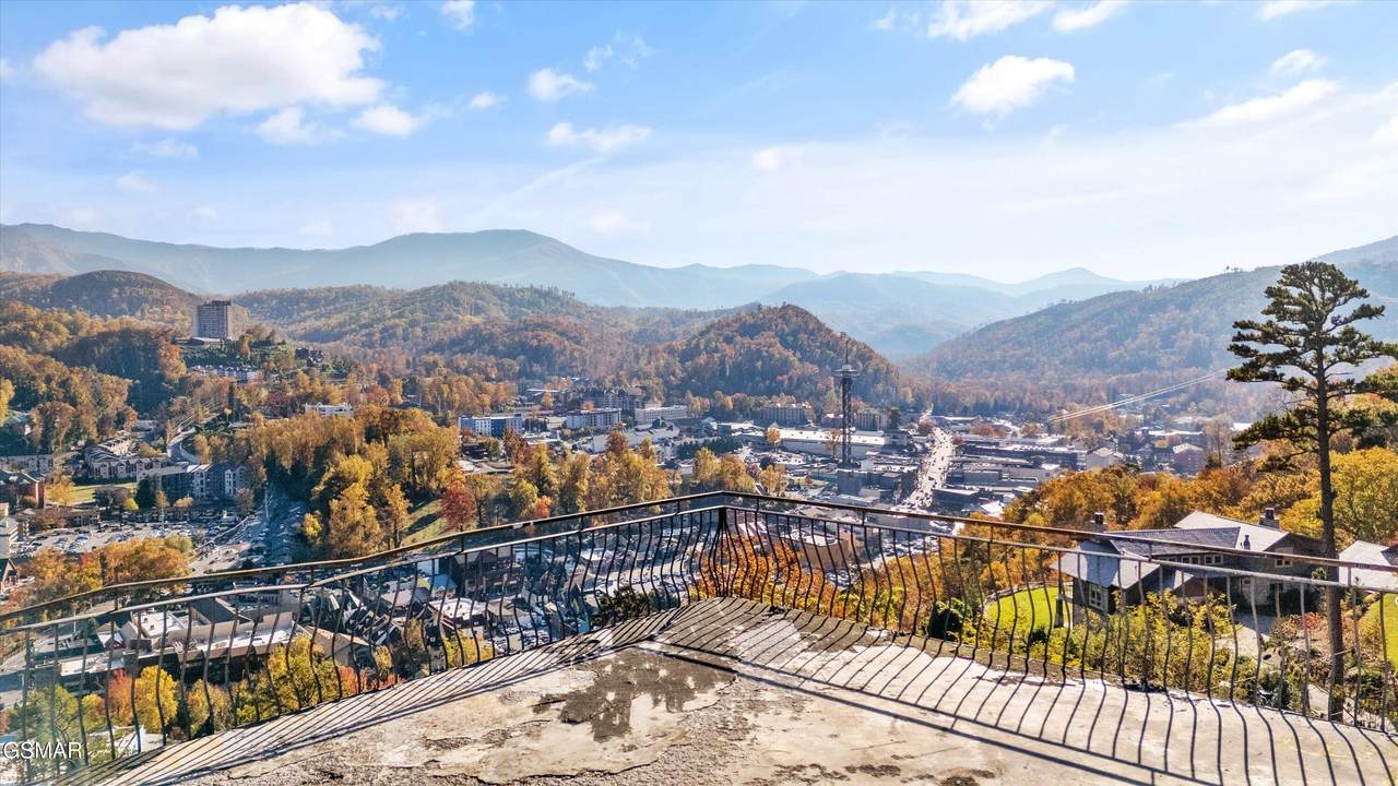 345 Greystone Heights Road - Photo 1