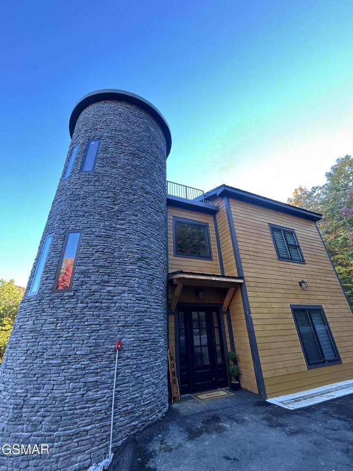 1253 Bavarian Way - Photo 1