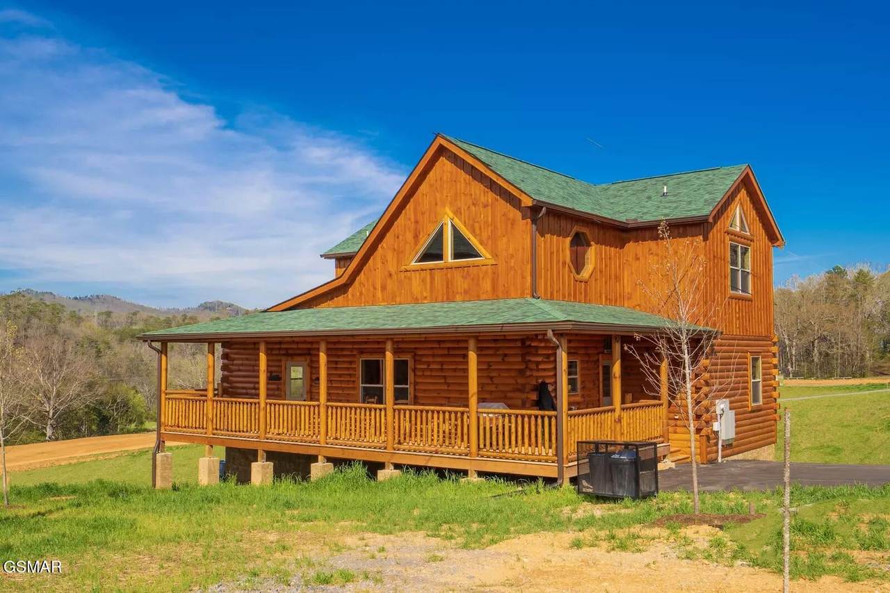 3730 Heritage Hills Drive - Photo 1