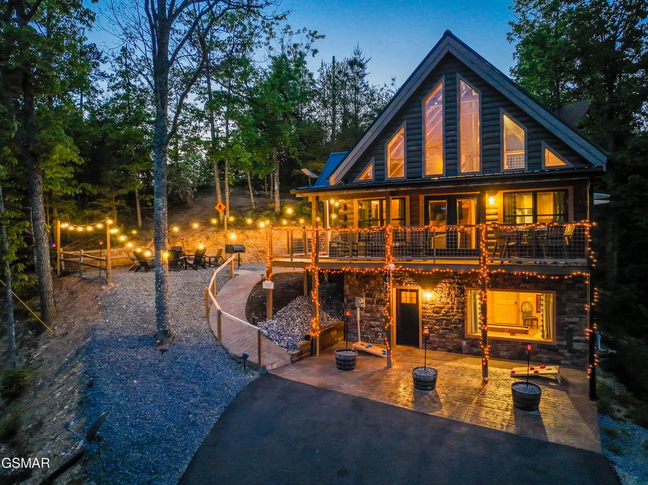 1606 Dove Wing Way - Photo 1