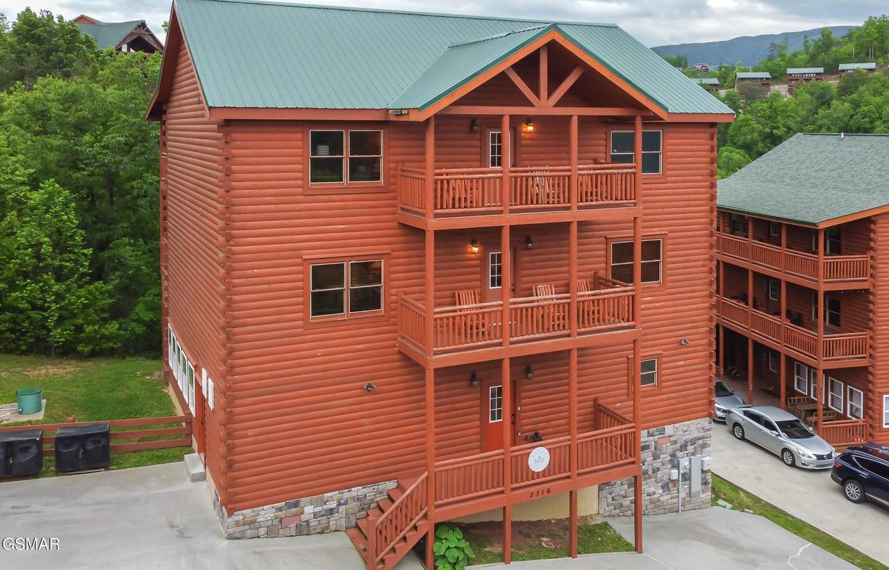 2316 Boulder Way - Photo 1