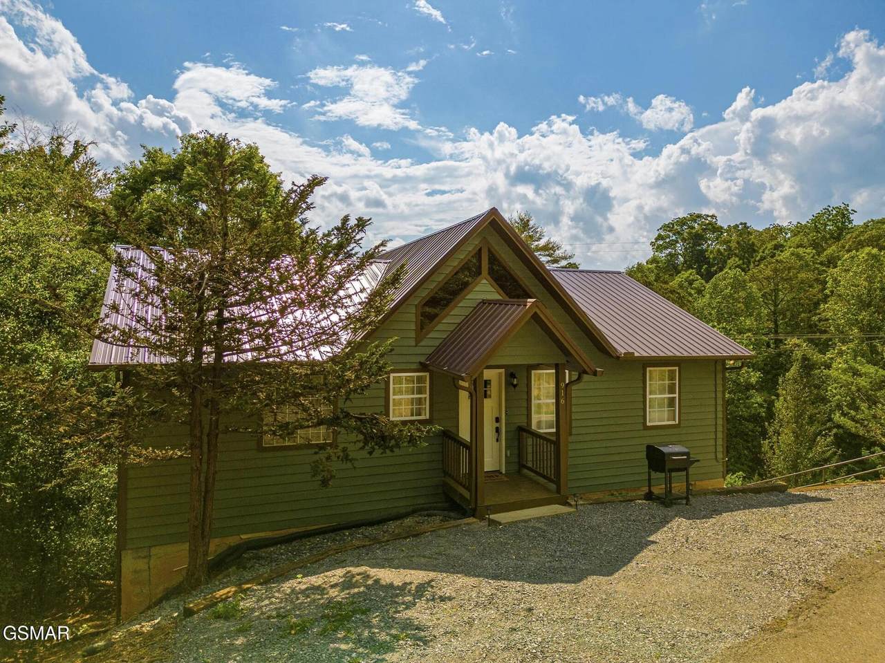 916 Hideaway Hills Circle - Photo 1