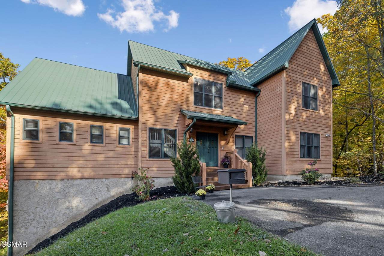 3715 Cinnamon Way - Photo 1