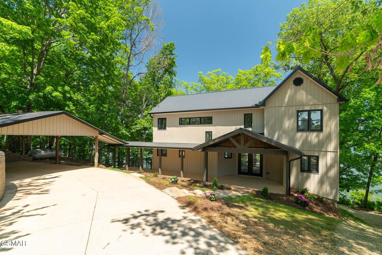 4042 Riverpoint Way - Photo 1