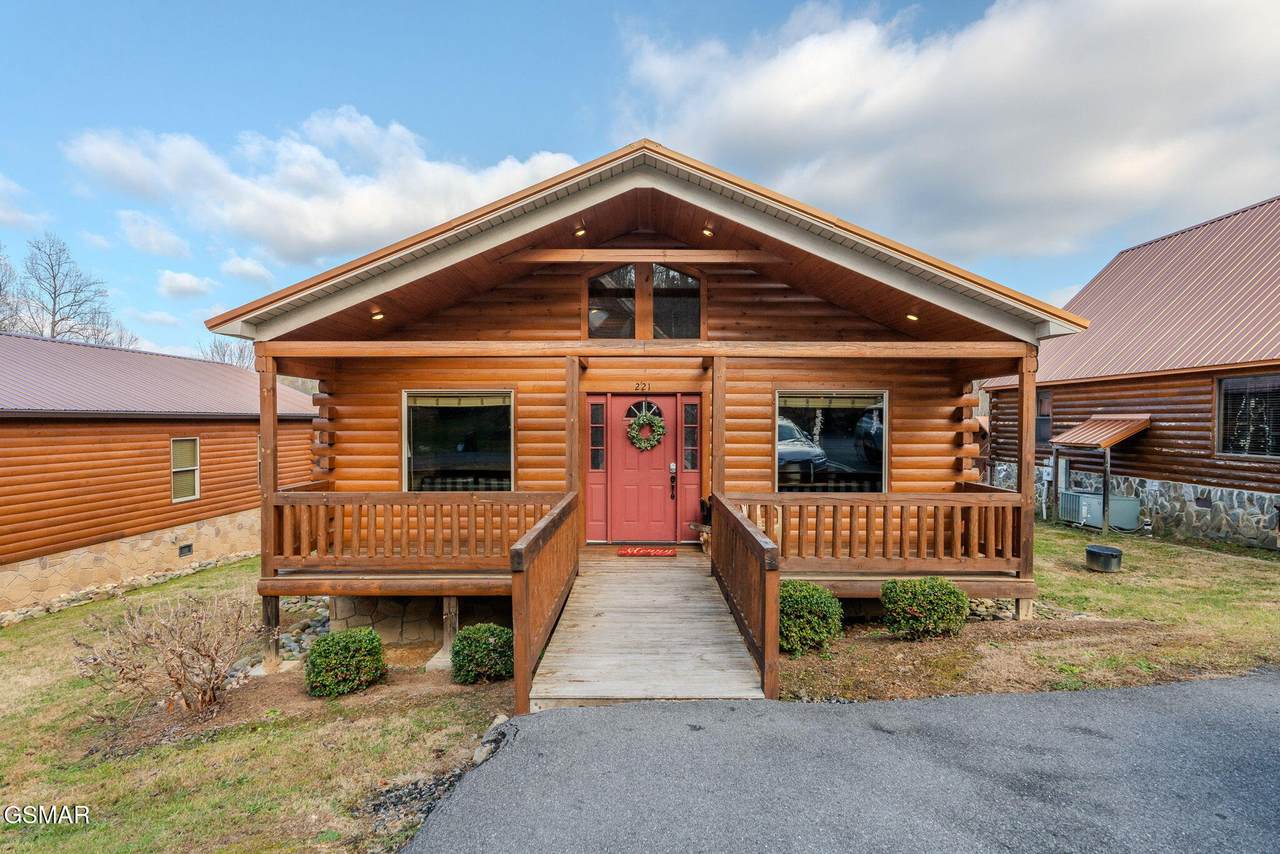 221 Forrest Loop Way - Photo 1