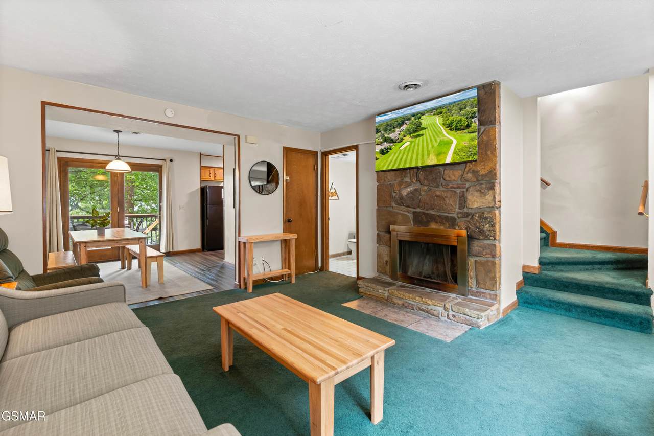 3729 Plaza Way - Photo 1