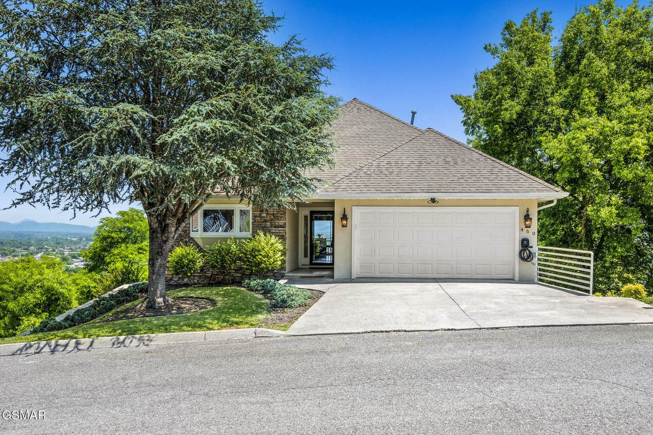 450 Maggie Mack Lane - Photo 1