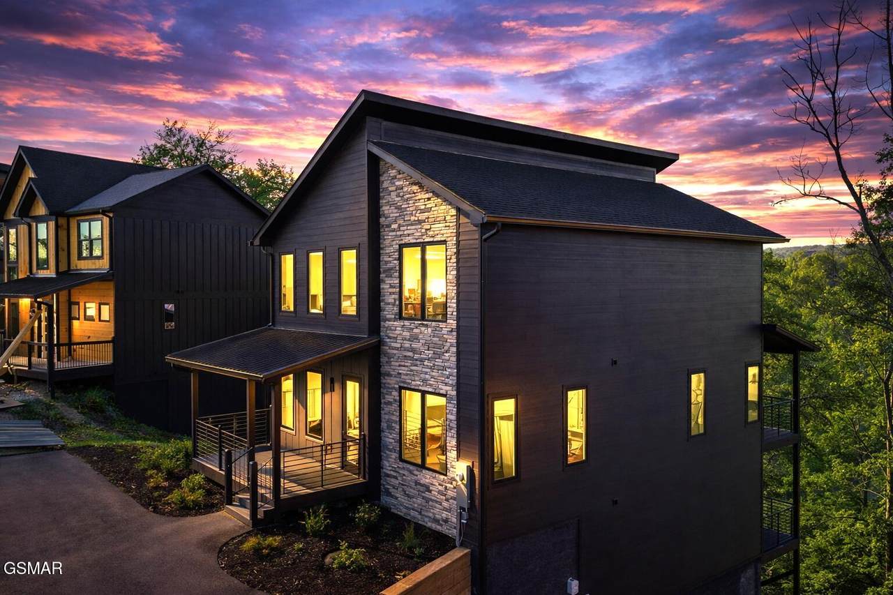 1345 Reedmont Way - Photo 1