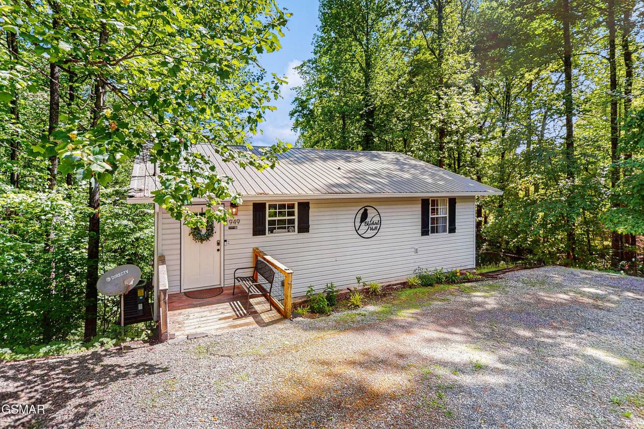 1949 Shady Grove Road - Photo 1