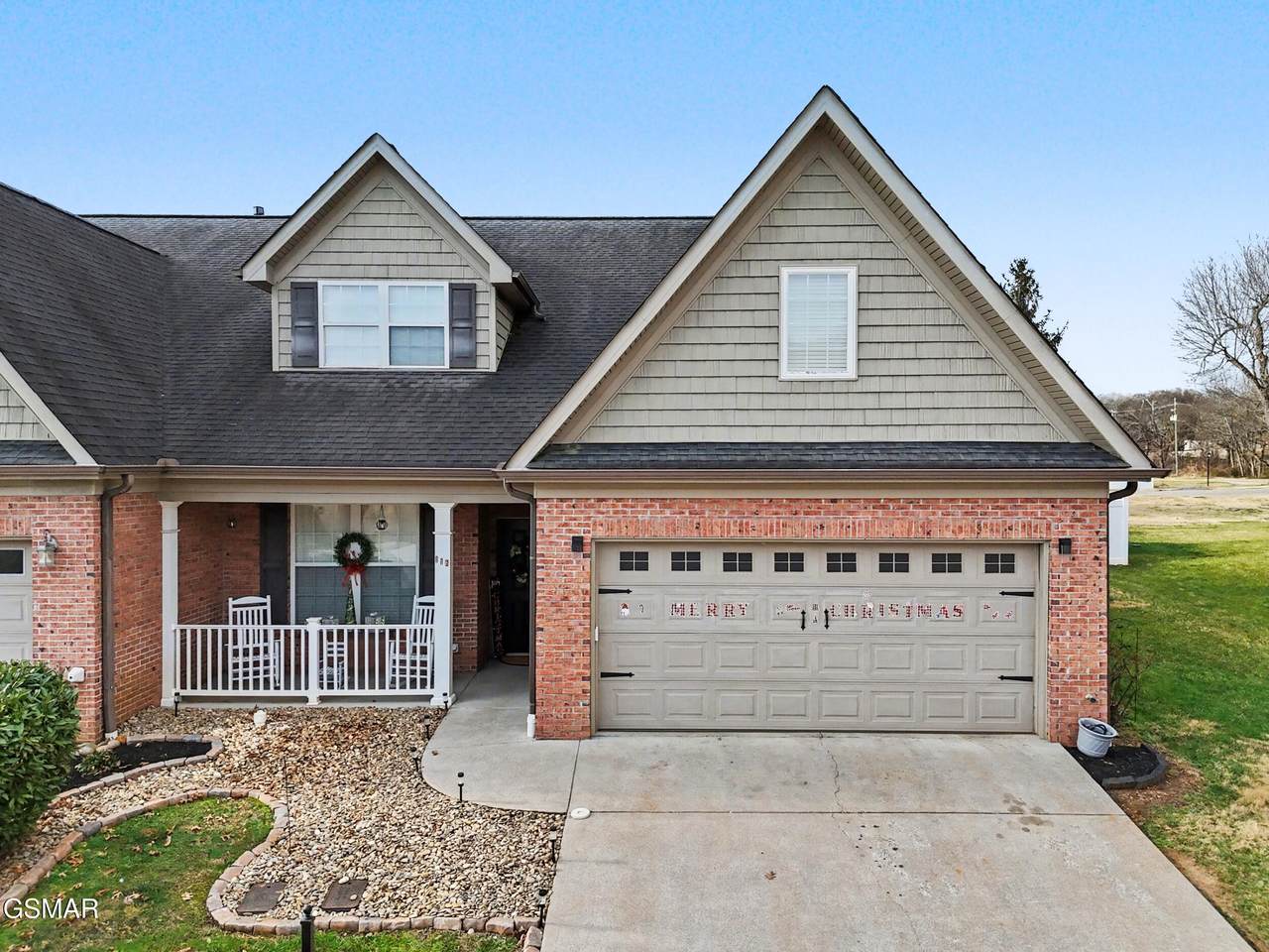 118 Van Gilder Way - Photo 1