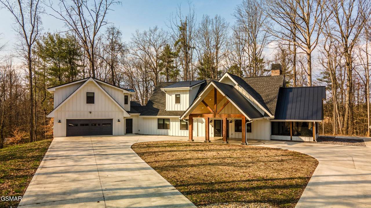 226 Meadowood Road - Photo 1