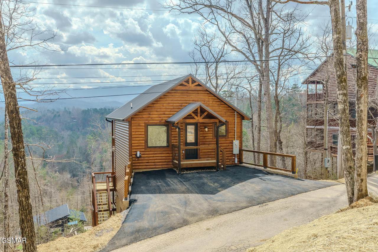 1829 Fantasy Way - Photo 1