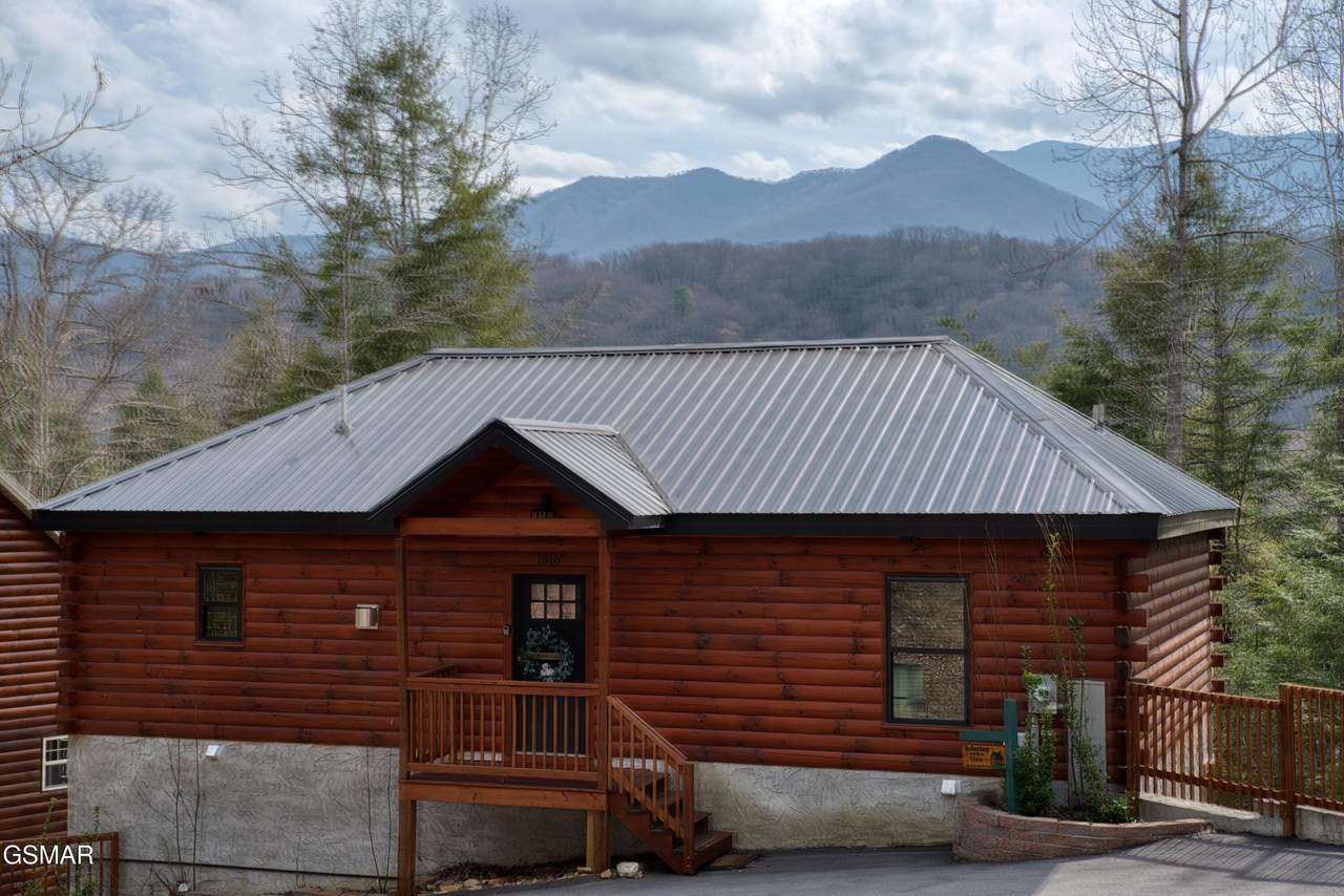 1616 Misty Hollow Way - Photo 1