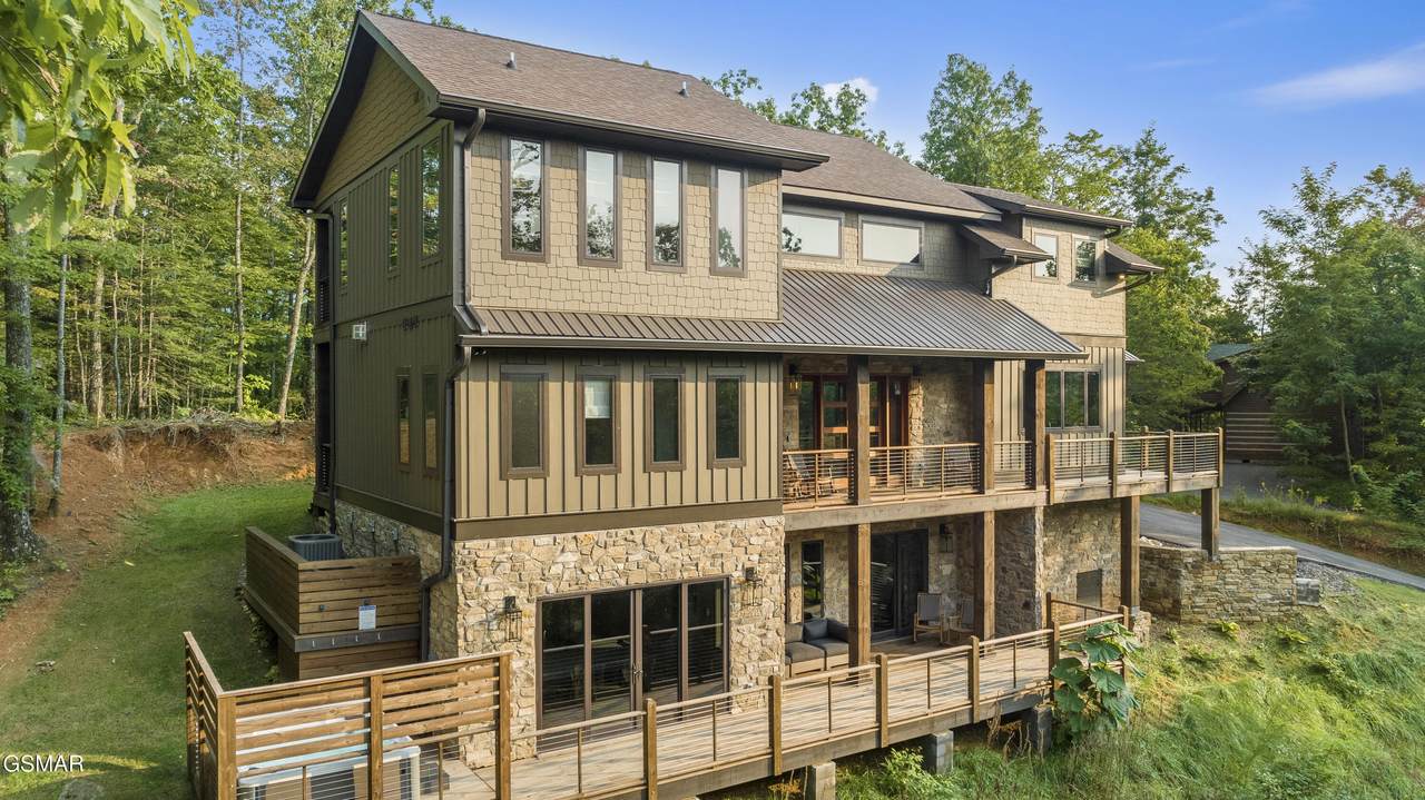 564 Thissa Way - Photo 1