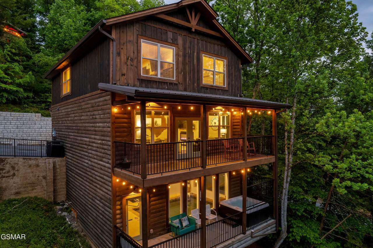 3023 Ridgetop Resort Way - Photo 1