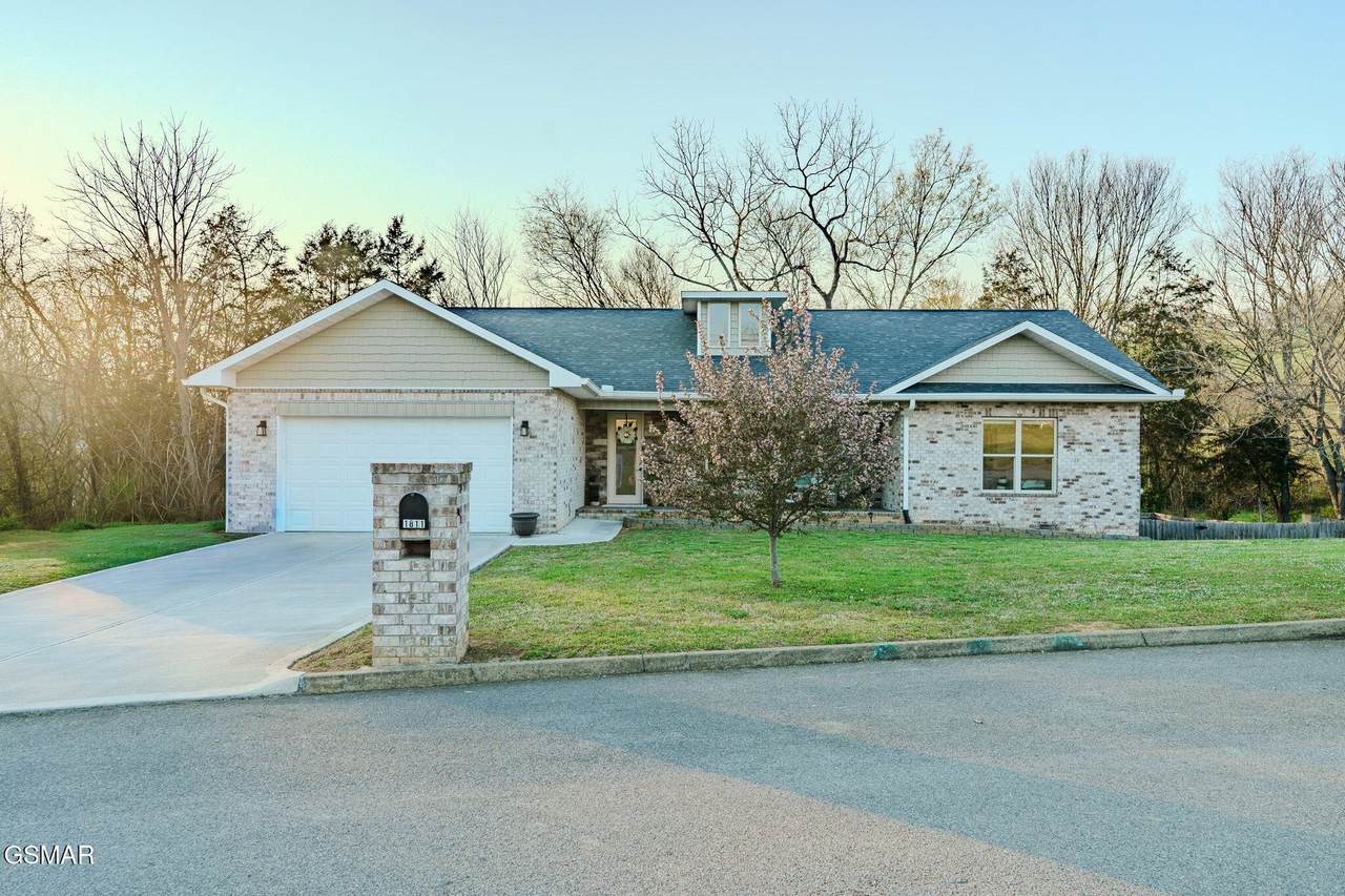 1811 Ally Lane - Photo 1