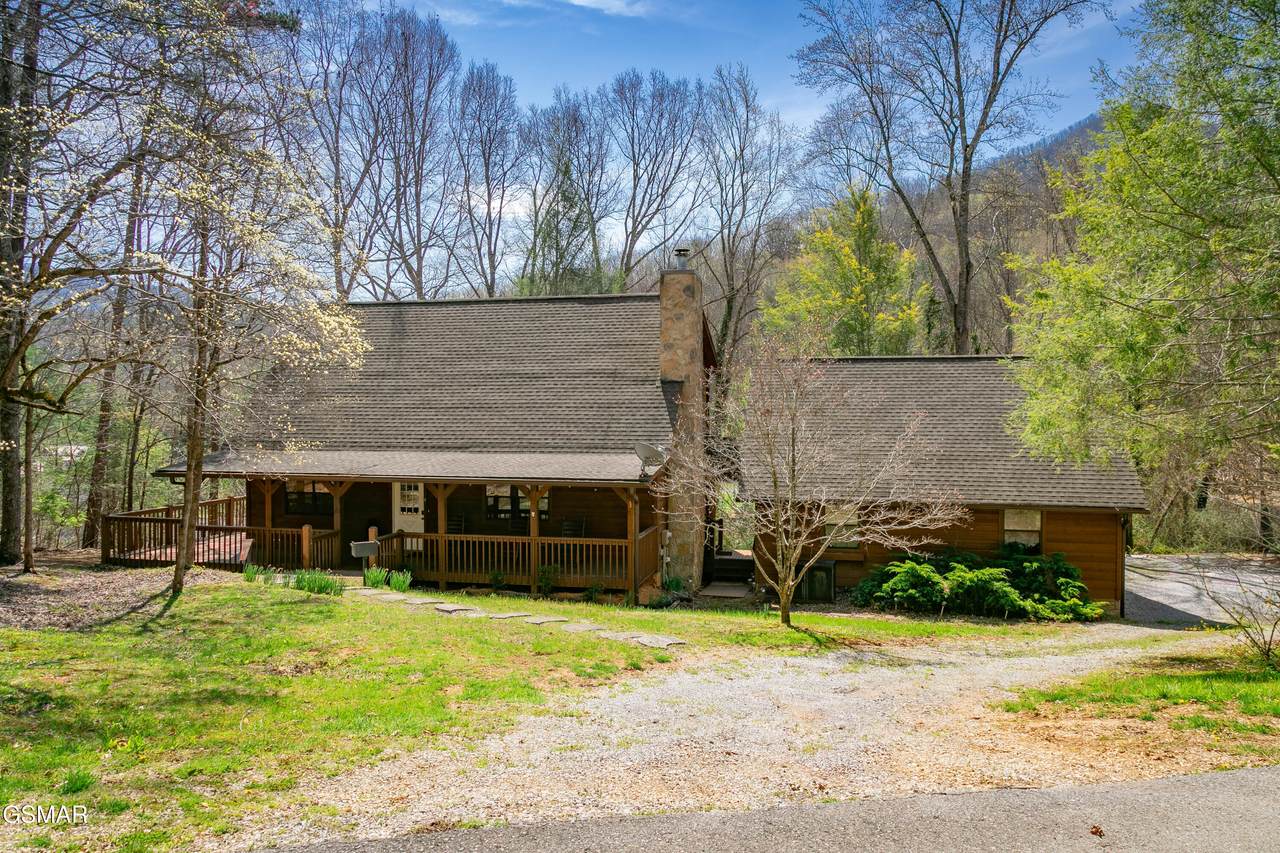 3849 Saddle Brook Way - Photo 1