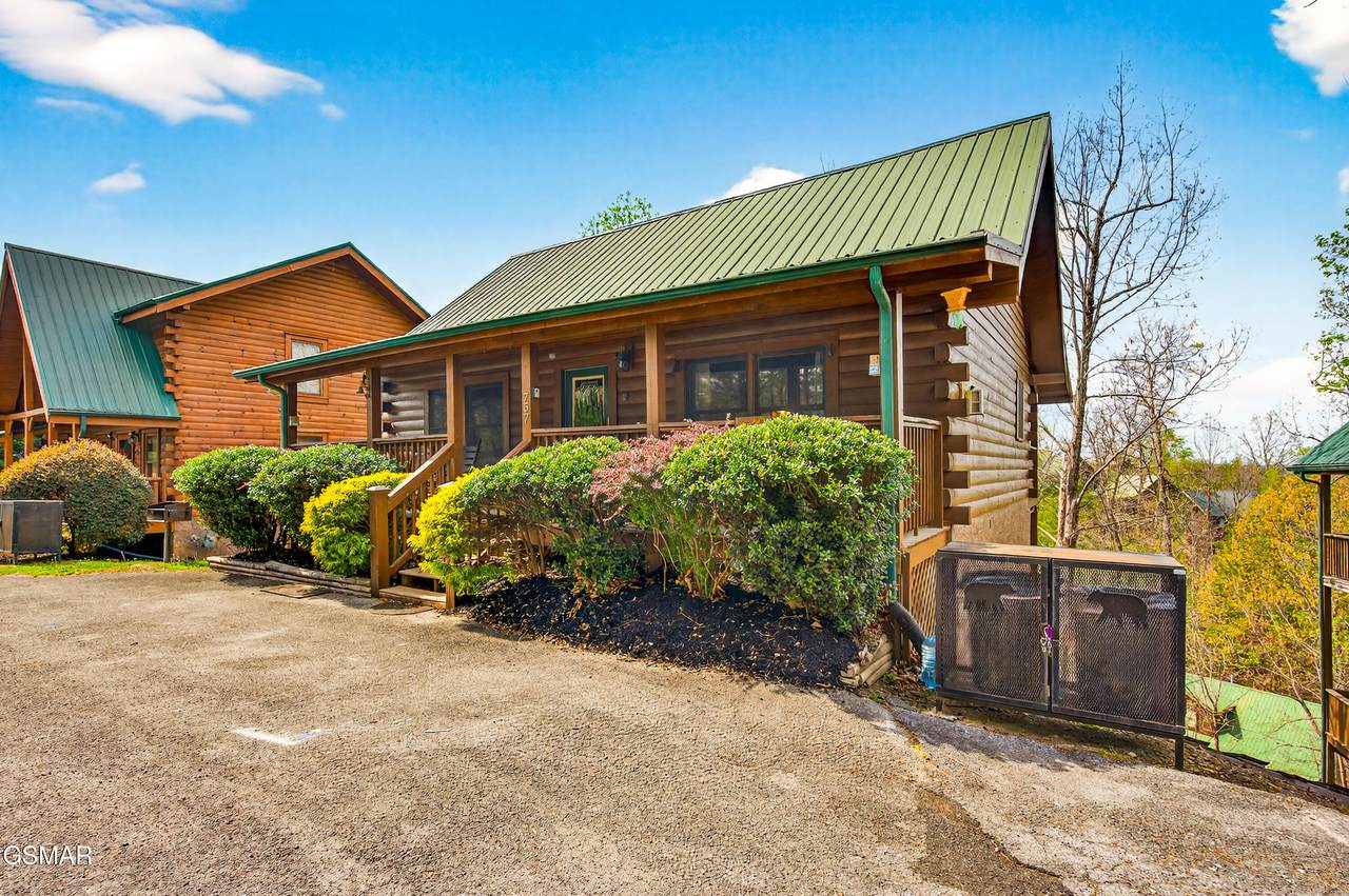 757 Chickasaw Gap Way - Photo 1