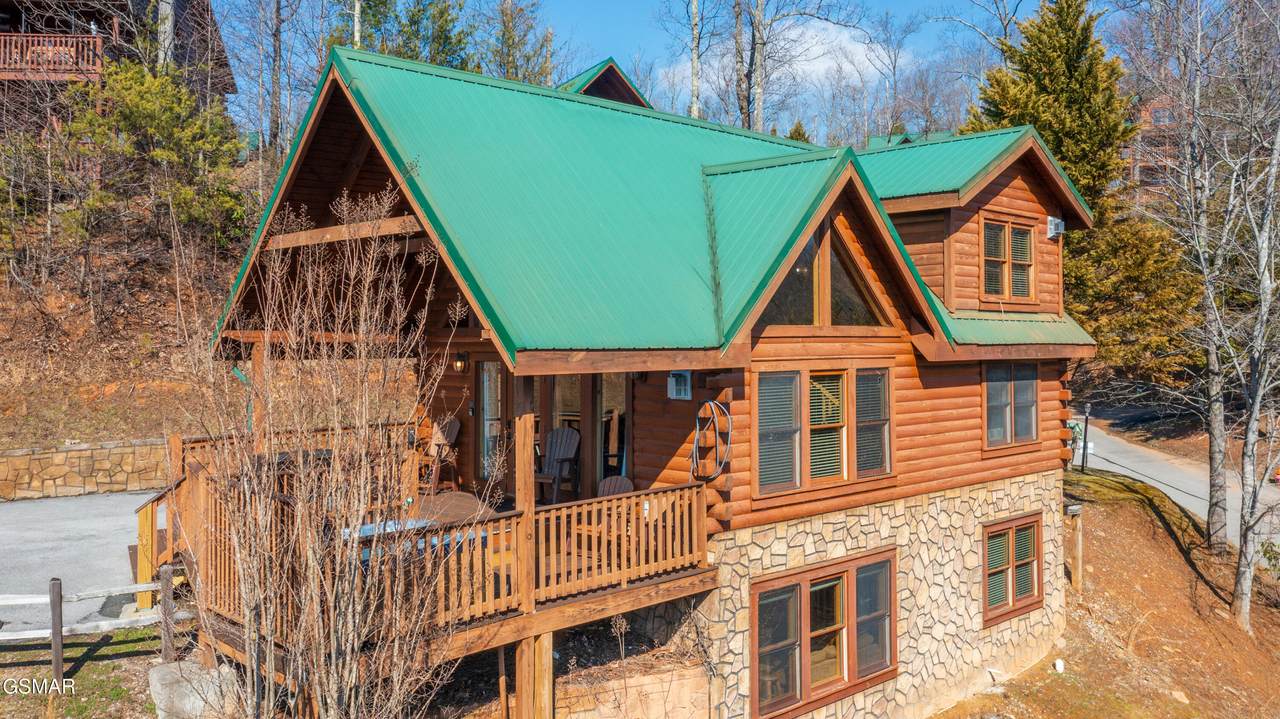 960 High Mountain Way - Photo 1