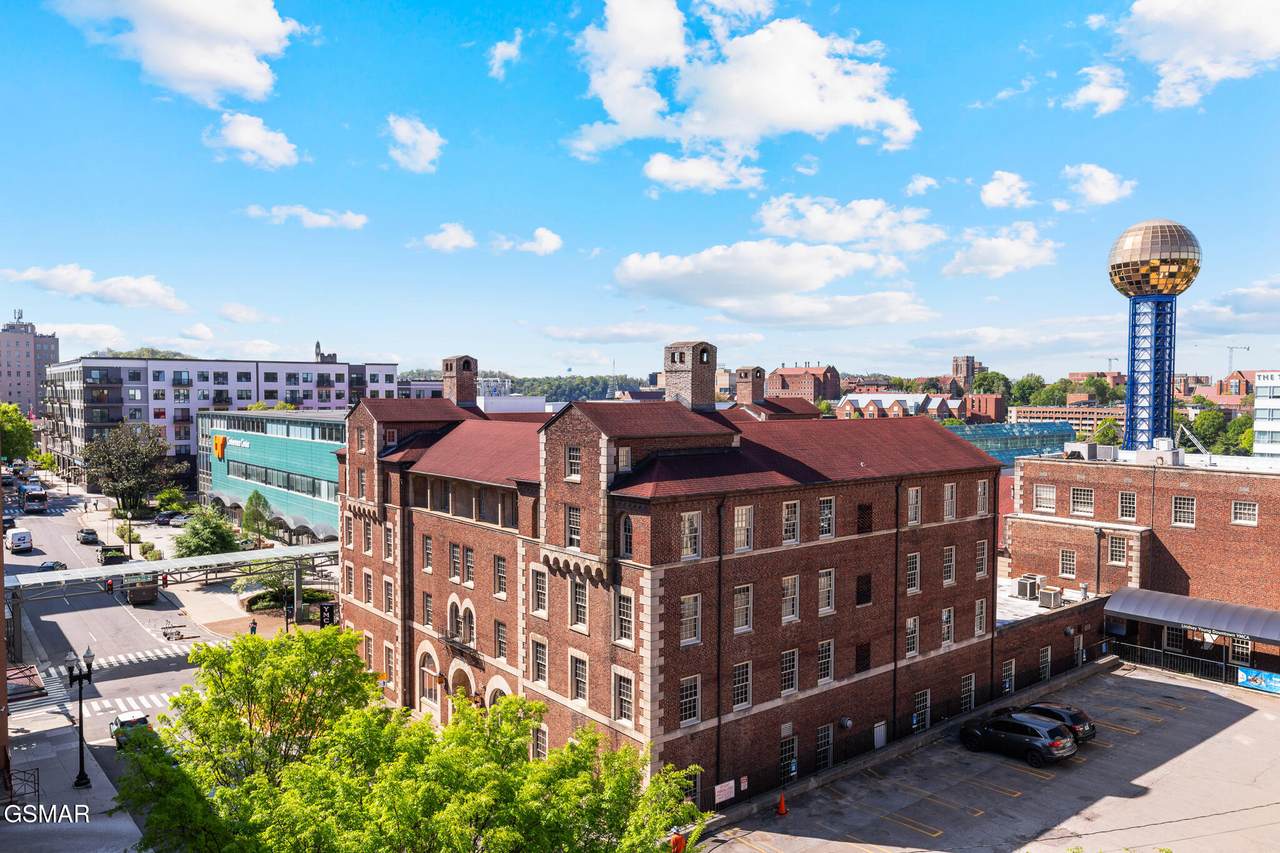 535 Locust Street - Photo 1
