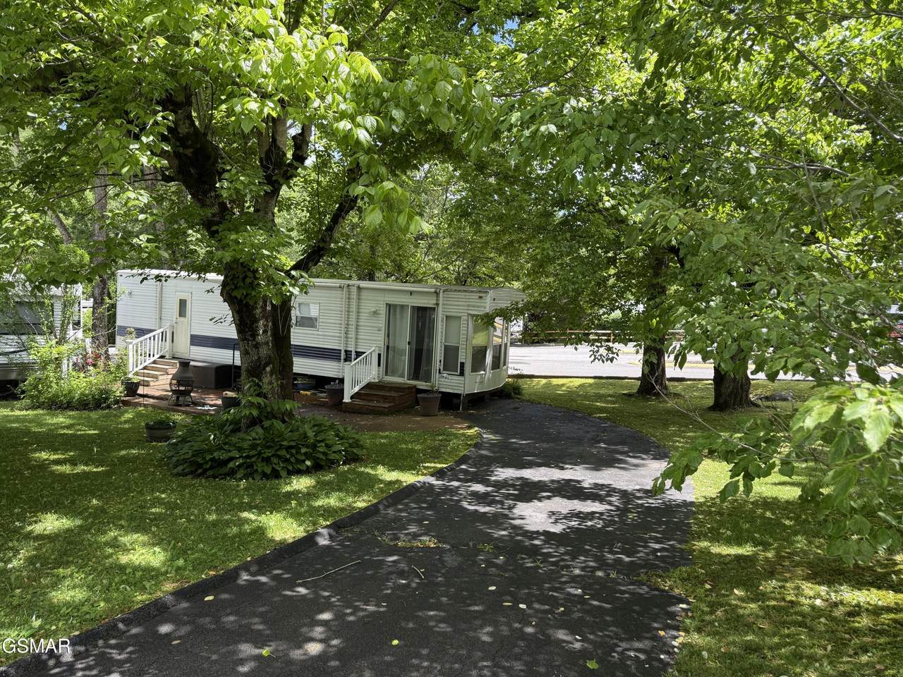 4229 Parkway #10 - Photo 1