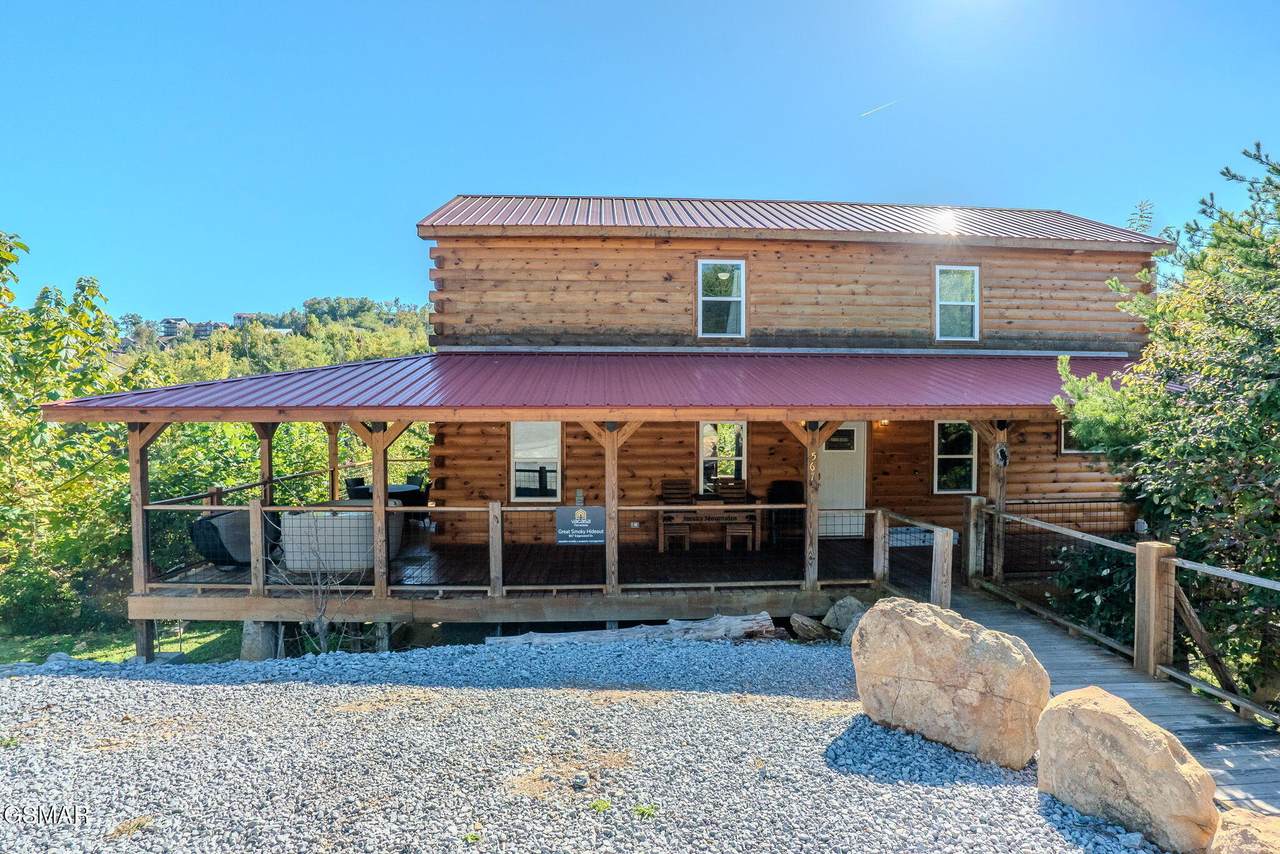 567 Edgewood Drive - Photo 1
