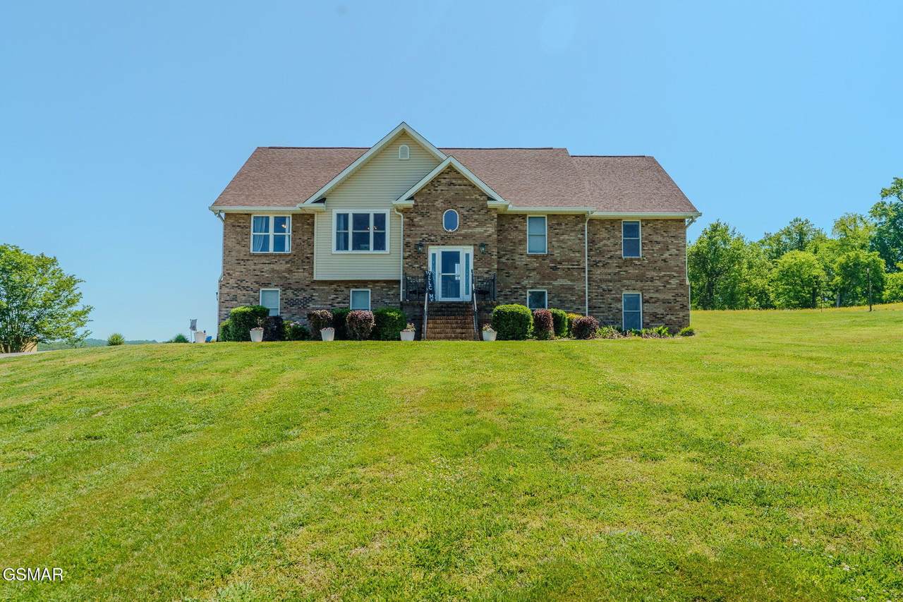 1463 River Run Circle - Photo 1