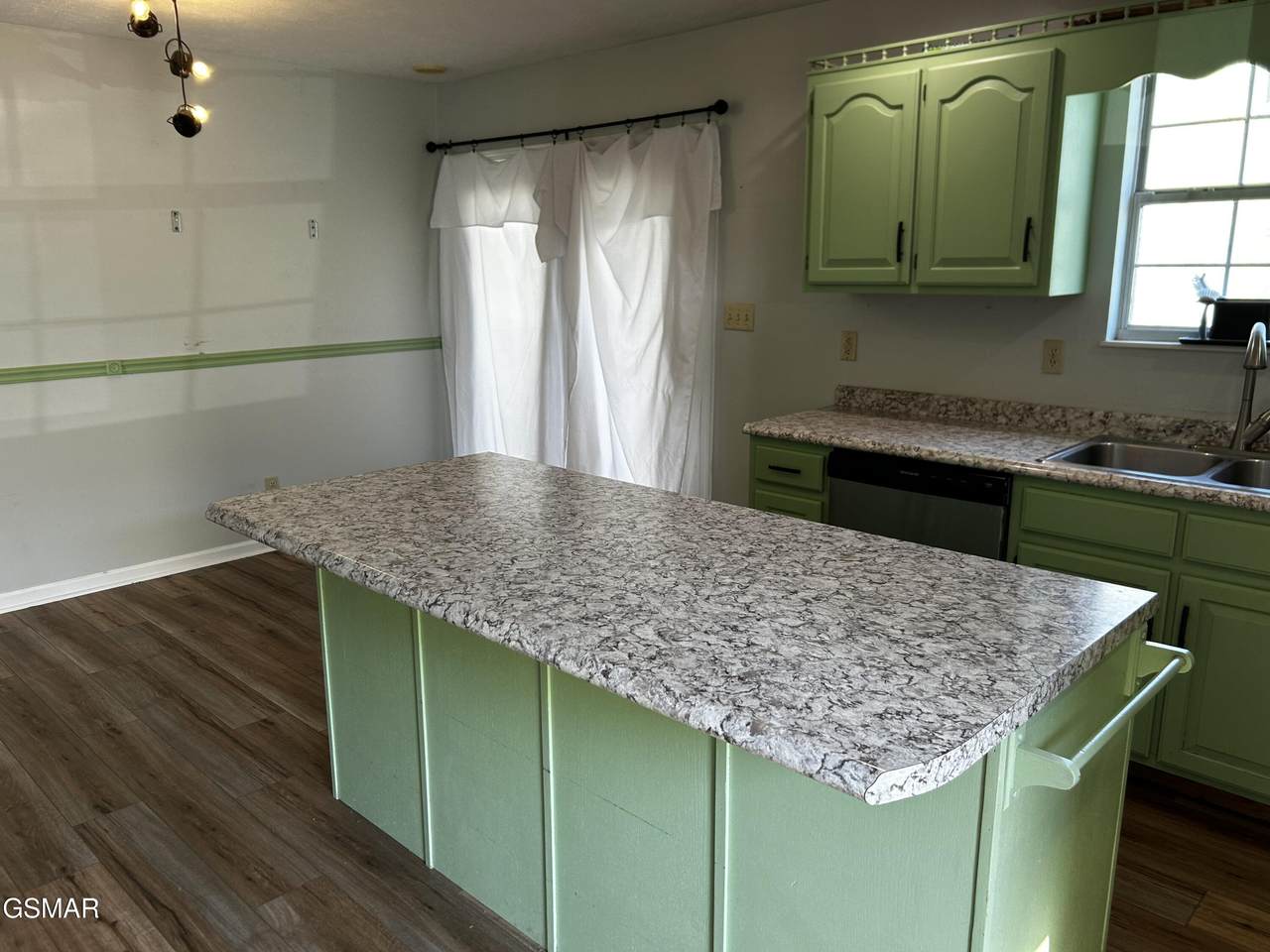 151 Meeting Street - Photo 1