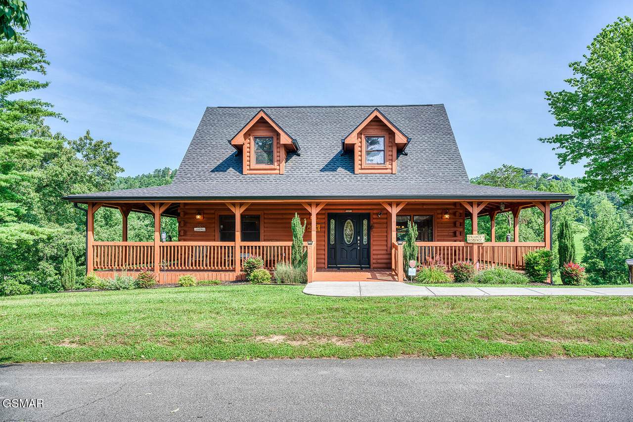 2028 Piney Overlook Lane - Photo 1