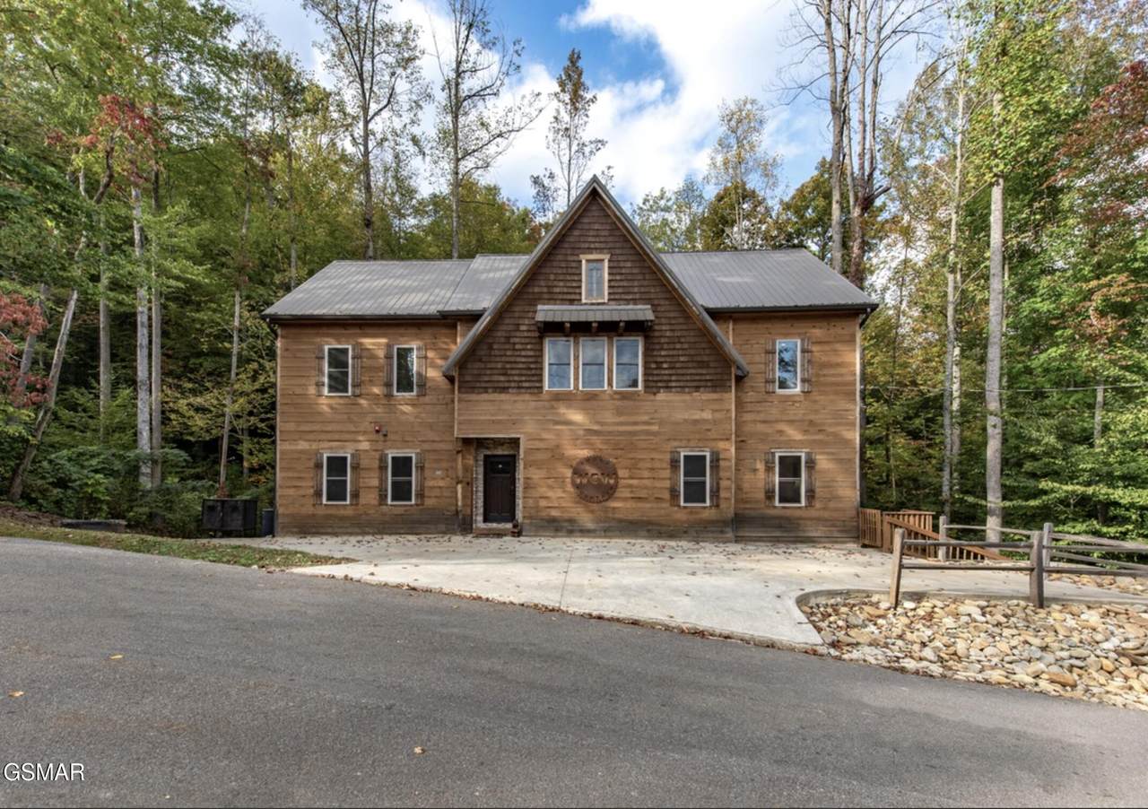 440 Winfield Heights Road - Photo 1
