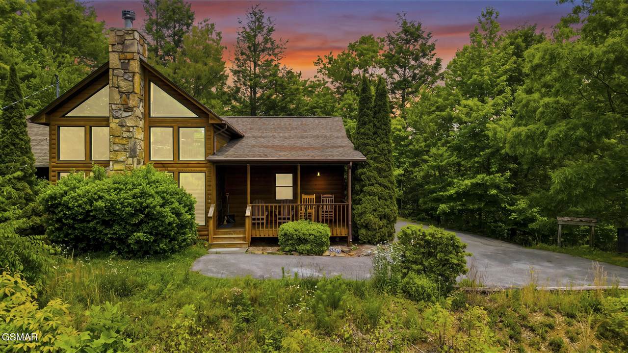817 Sunshine Trail - Photo 1