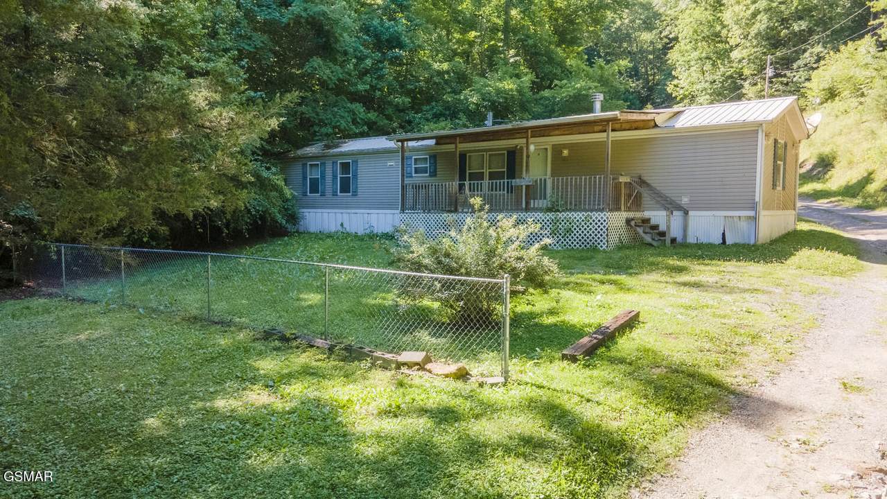 463 Lovers Lane - Photo 1