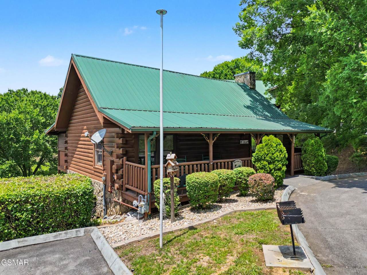 1629 Little Cabin Loop - Photo 1