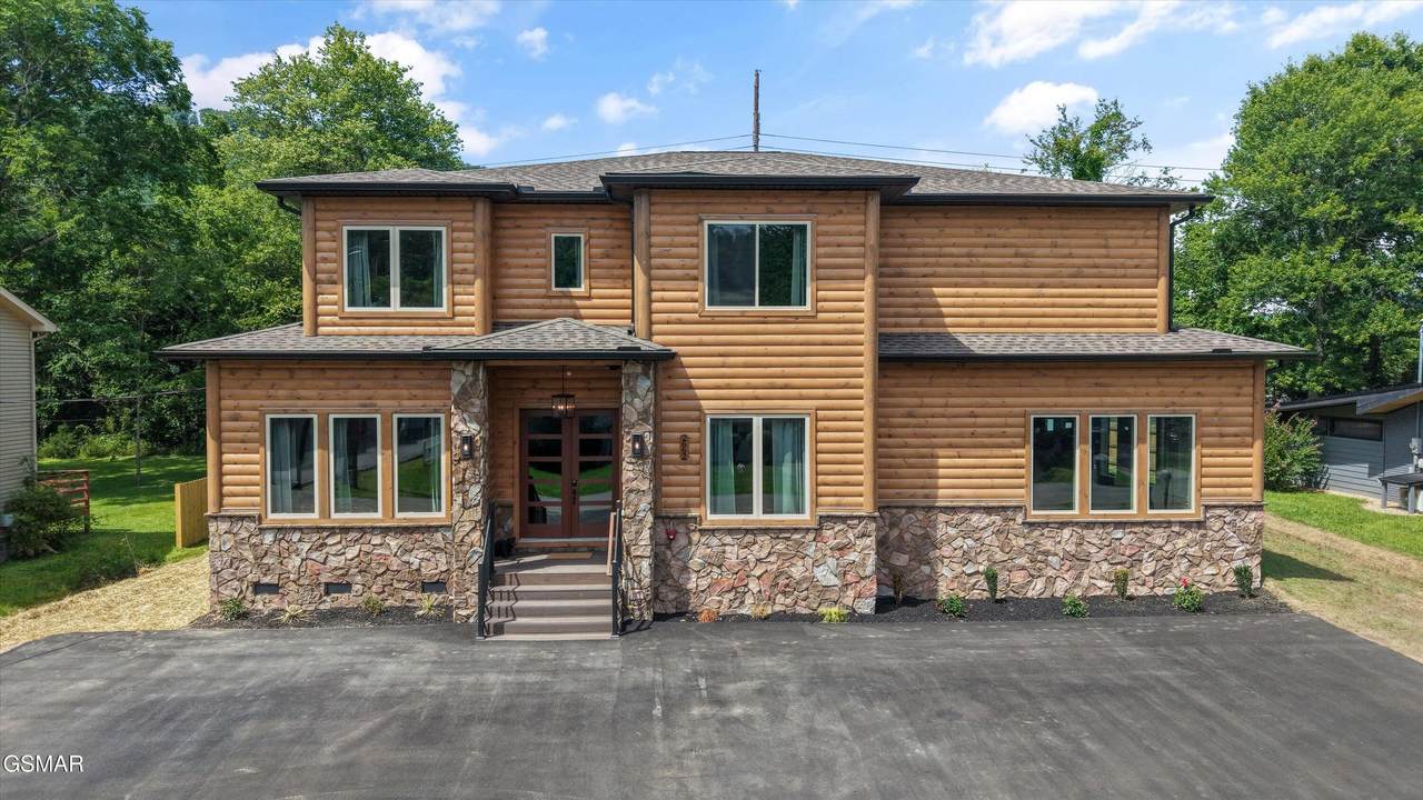 2662 High Valley Drive - Photo 1
