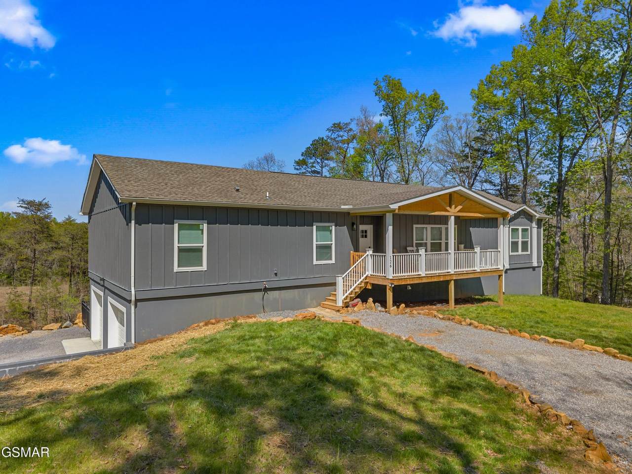 126 Deer Run Way - Photo 1