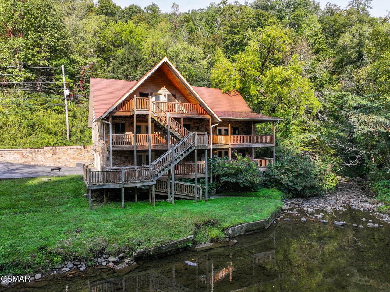 4273 Pittman Center Road - Photo 1